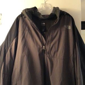 Men’s North Face light jacket